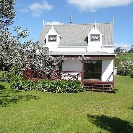 Cute Cottage - Cooks Beach Bach Eksteriør billede