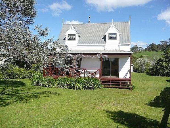 Cute Cottage - Cooks Beach Bach Eksteriør billede